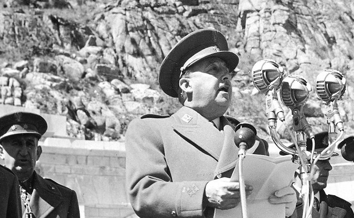 El dictador durante la inauguración del Valle de los Caídos en 1959