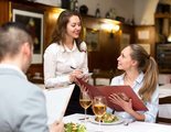 ¿Cómo puedo saber si un restaurante me está sirviendo comida precocinada a precio de oro?