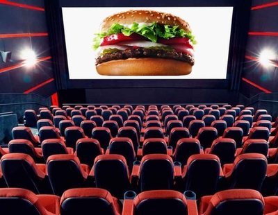 Multan a un cine con 6.000 euros por prohibir a un espectador meter una hamburguesa