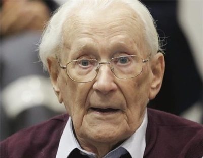 Muere a los 96 años Oskar Gröning, el 'contable de Auschwitz', responsable de 300.000 muertes