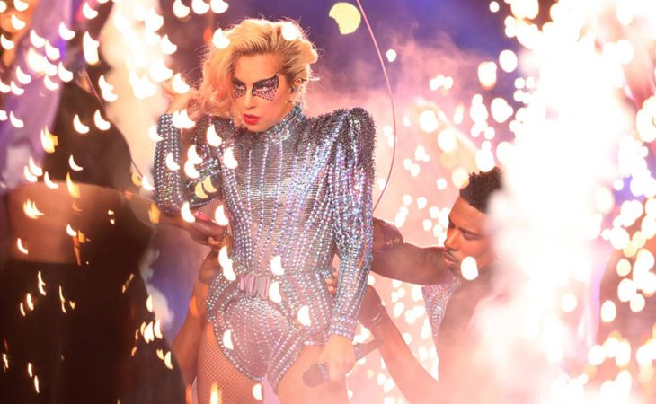 Lady Gaga en la LI Super Bowl