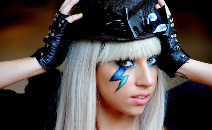 Lady Gaga tituló The Fame a su primer disco