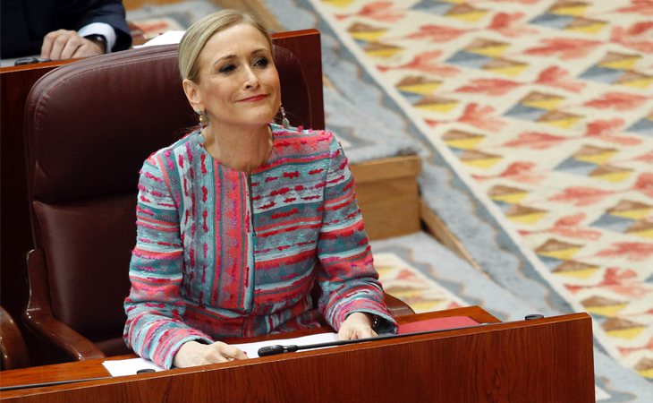 Cifuentes tuvo que dar explicaciones en un pleno extraordinario