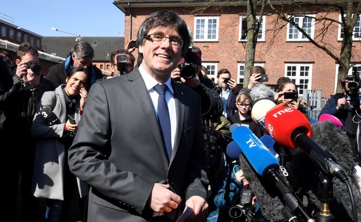 Carles Puigdemont a su salida de la cárcel en Alemania. /Foto: Gtres