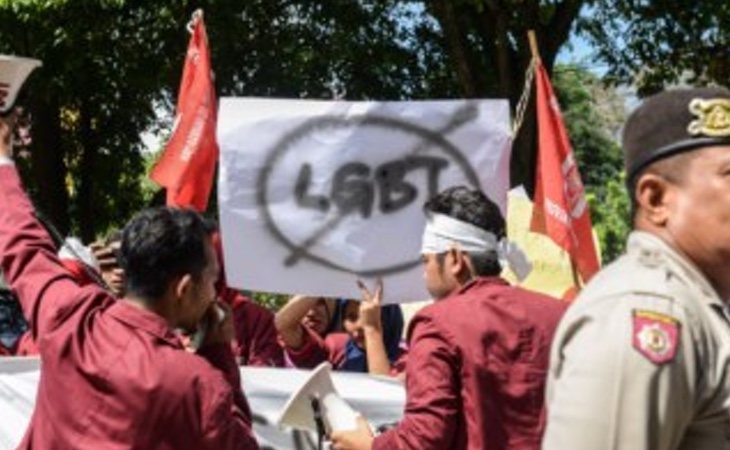 La ley islámica prohibe la homosexualidad