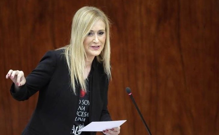 Su papel como presidenta le permitió ganar una buena imagen entre la debilidad del PP, los jóvenes