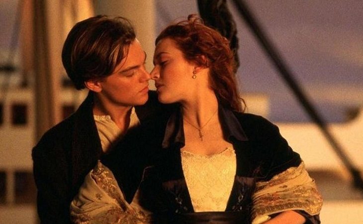 Leonardo DiCaprio y Kate Winslet en 'Titanic', de James Cameron