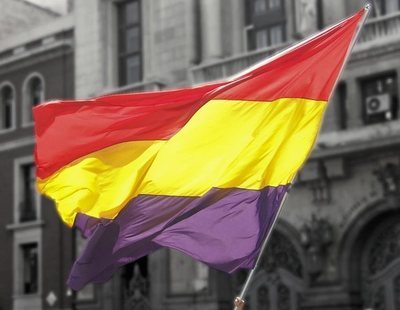 Todas las mentiras que te contaron sobre la bandera republicana