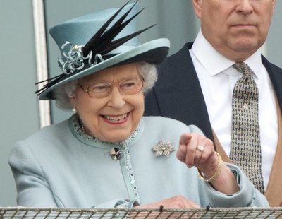 Un estudio genealógico afirma que la reina de Inglaterra es descendiente de Mahoma