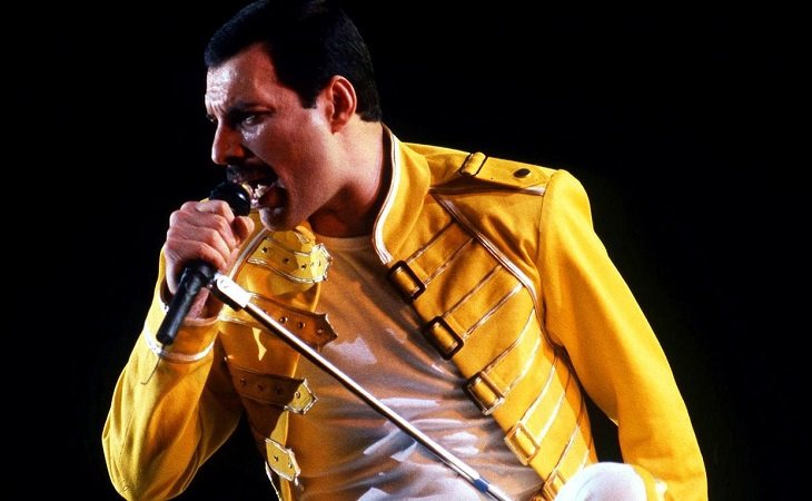 Freddie Mercury falleció al día siguiente de reconocer ser portador del VIH