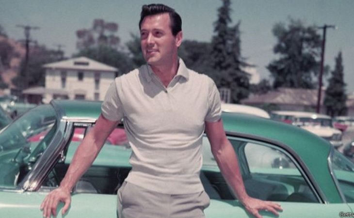 Rock Hudson fue el primer famoso en reconocer que tenía sida