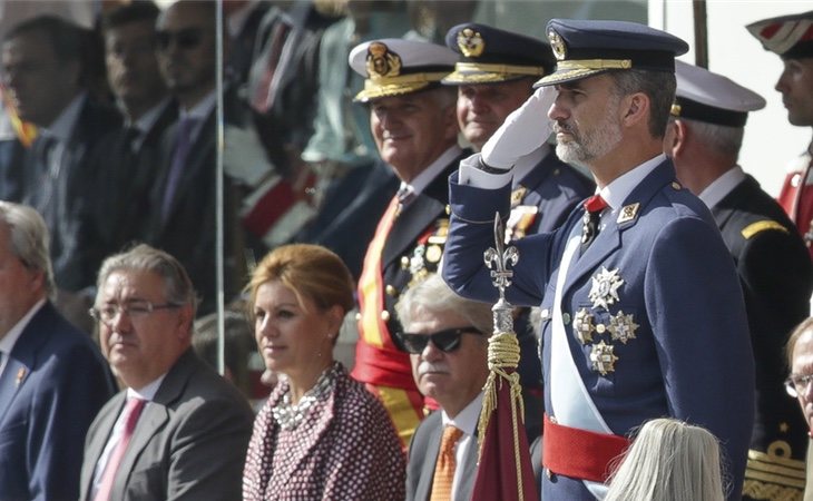 Felipe VI ejerce como teniente de los tres ejércitos dada su condición de Jefe de Estado