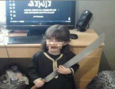 El libertad un terrorista del Daesh en Melilla que grabó a su hijo portando un machete