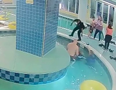 Rescatan a un niño succionado por la tubería de una piscina: quedó retenido bajo el agua