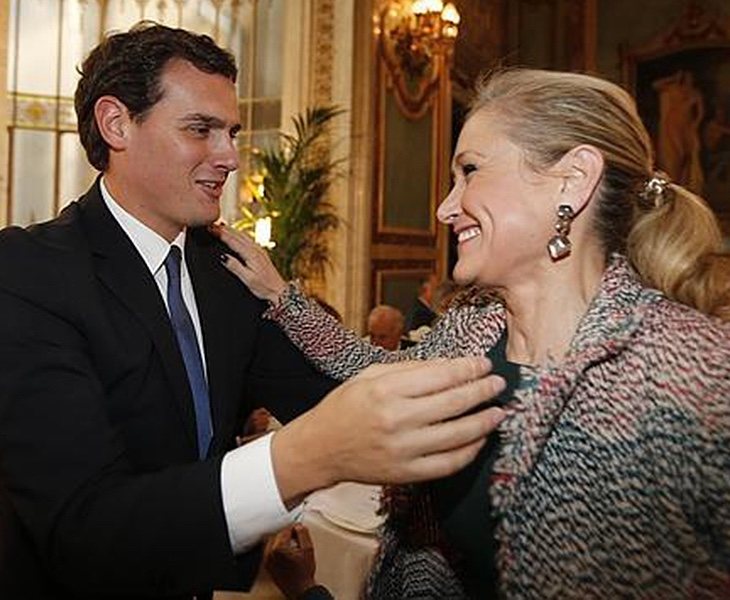 Consecuencias del caso Cifuentes: la mitad de los votantes del PP madrileño se pasan a Cs