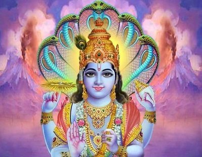 Un funcionario indio no va a trabajar porque dice ser "la décima reencarnación del dios Visnú"