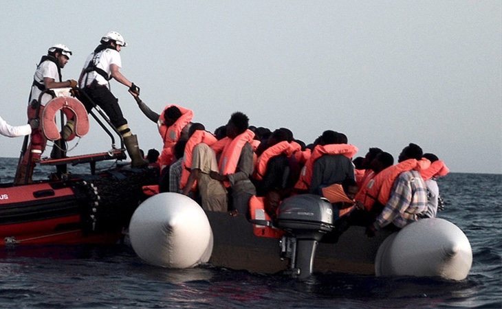 Rescate de las personas que viajaban en el barco Aquarius