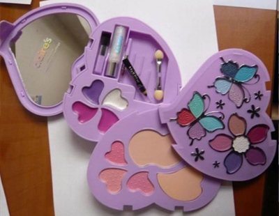 La OCU denuncia la presencia amianto en estuches de maquillaje infantil: deben desecharlos