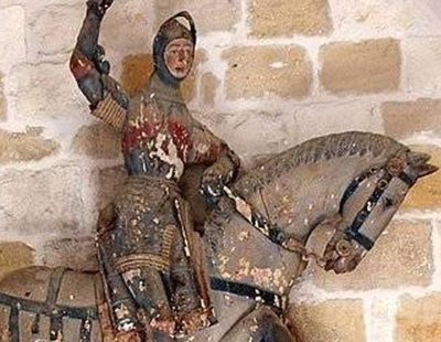 El nuevo Ecce Homo: la estatua de San Jorge de Estella termina con una fuerte polémica