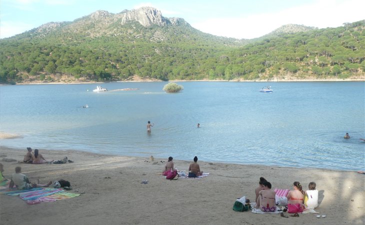 No hay playa en Madrid pero casi... El Pantano de San Juan