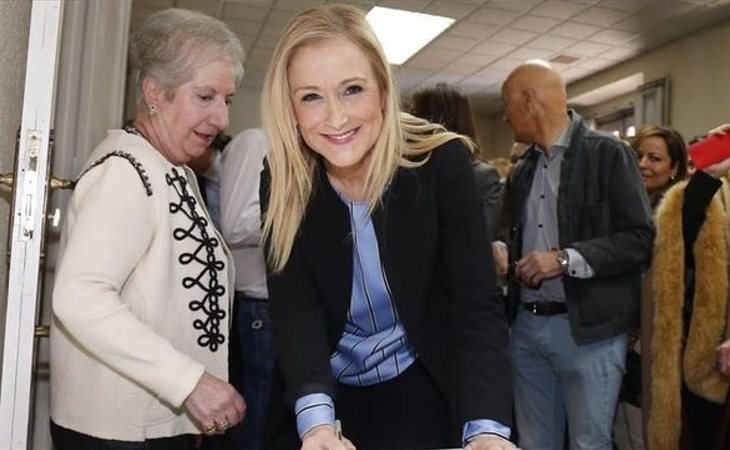 Cifuentes solo duró un año en el cargo tras arrasar en las primarias del PP madrileño