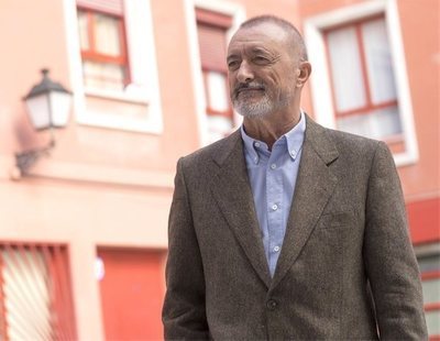 Pérez-Reverte dejará la RAE si se cambia la Constitución con un lenguaje inclusivo