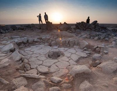 Encuentran migas de pan tostado con 14.400 años de antigüedad: podría cambiarlo todo