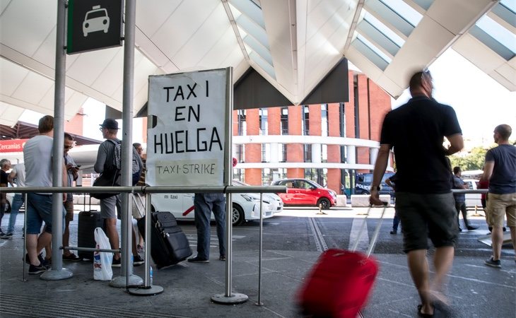 Los paros se están dando en varias ciudades españolas de manera simultánea