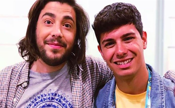 Salvador Sobral y Alfred antes de la gran final de Eurovisión 2018