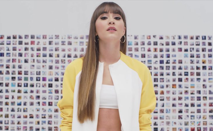 Aitana en el videoclip de 'Teléfono'