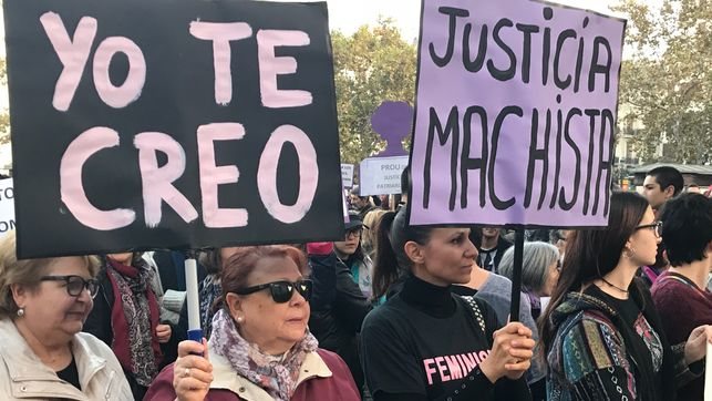 Grupos feministas reivindican una justicia que no discrimine a las mujeres