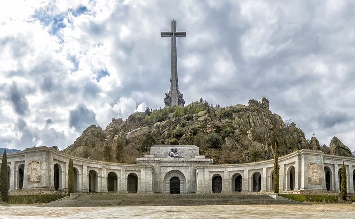 La exhumación de Franco ha abierto una grieta en el seno del Ejército