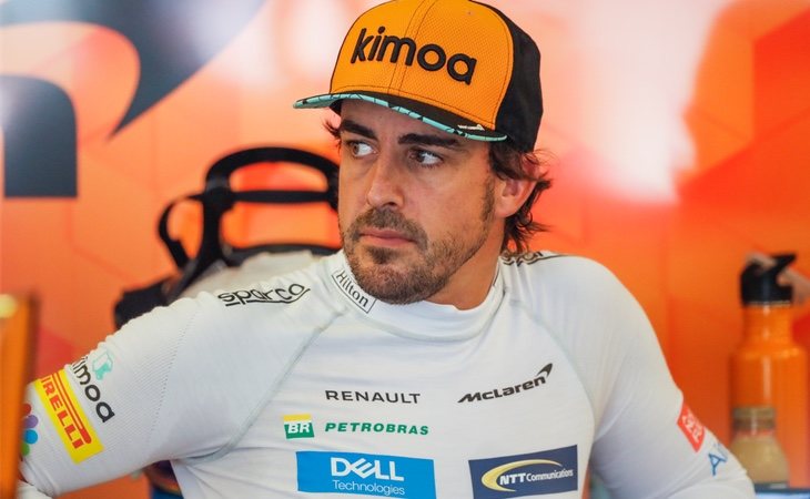 Fernando Alonso durante la primera sesión de entrenamientos en Hungaroring, Mogyoród (Hungría)