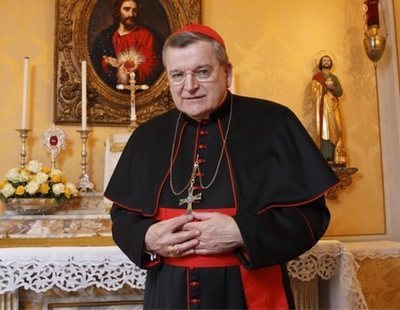 Cardenal católico asegura que la homosexualidad es la culpable del abuso sexual infantil