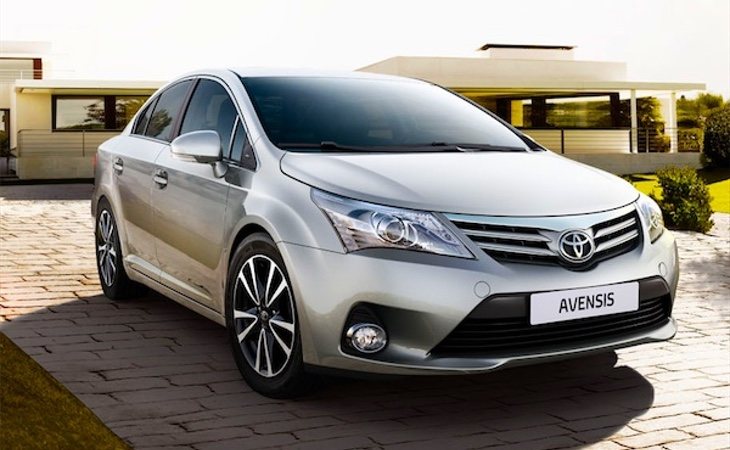 Toyota Avensis Gris