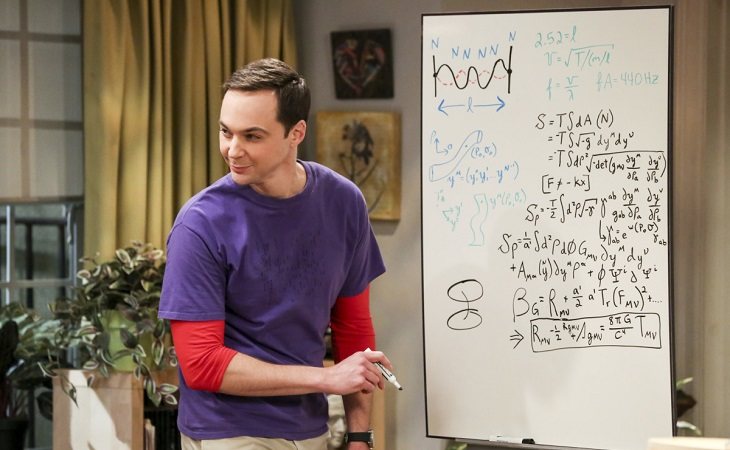 Jim Parsons es Sheldon Cooper en 'The Big Bang Theory'