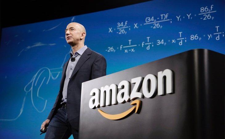 Jeff Bezos aumenta su interés por adquirir DIA a medida que transcurren las jornadas