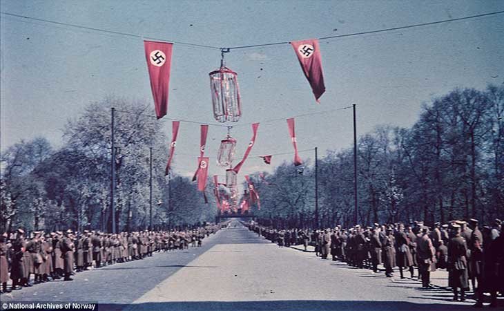 Celebración del Primero de Mayo de 1937