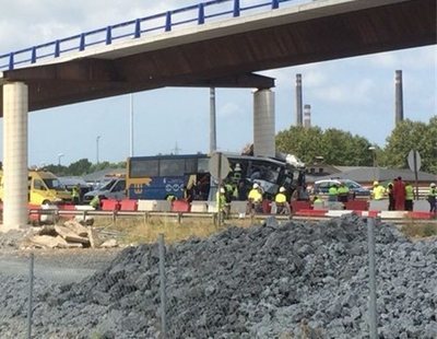 Cinco muertos y 15 heridos en un grave accidente de autobús en Avilés (Asturias)