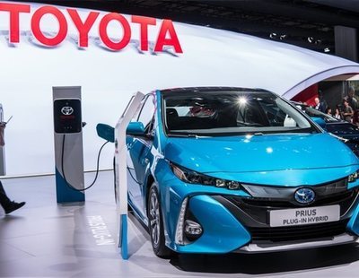 Toyota revisará más de 21.000 vehículos del Prius y C-HR en España por riesgo de incendio