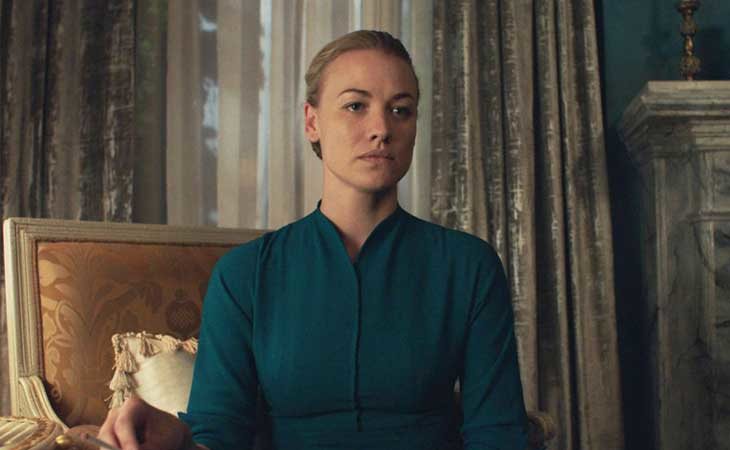 Yvonne Strahovsky, máxima favorita para ganar el Emmy