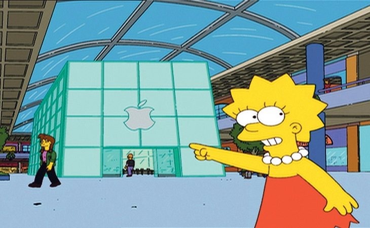 Lisa señalando una tienda de Mapple