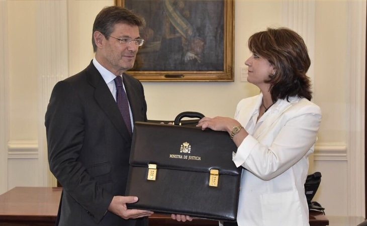 Rafael Catalá, exministro de Justicia, creó una sociedad para pagar menos impuestos en cuatro propiedades