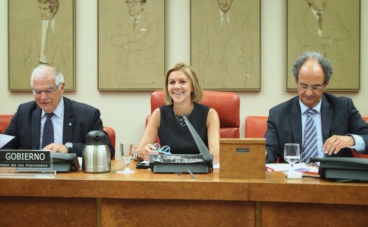 Cospedal fue señalada por varios escándalos que no afectaron a su labor como ministra de Defensa