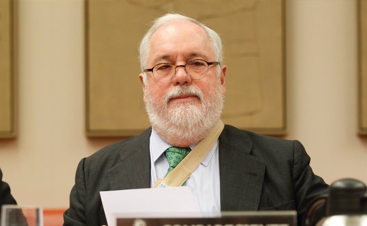 Arias Cañete fue señalado por dos responsables de la empresa Acuamed