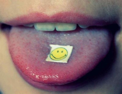 Buscan voluntarios para consumir LSD en un estudio científico
