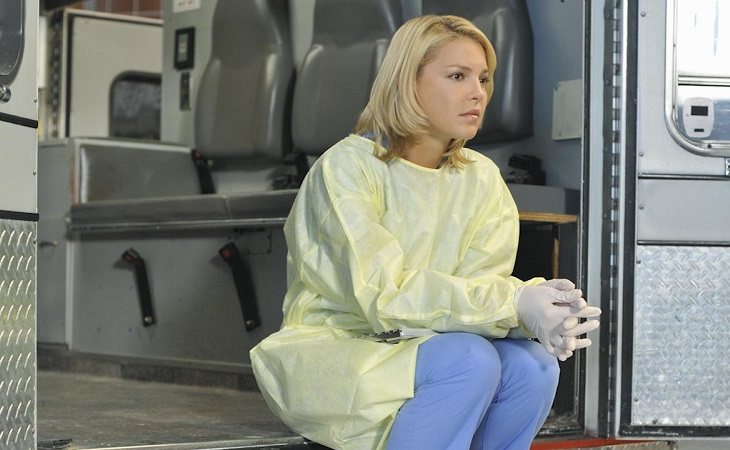  Katherine Heigl como Izzie Stevens en 'Anatomía de Grey'