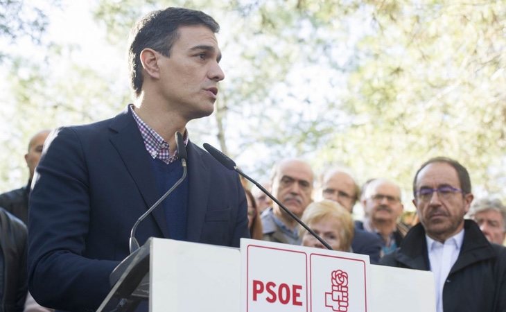 Pedro Sánchez propone una reforma de la Ley de Memoria Histórica en un acto en Paterna (Valencia)