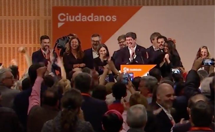 Juan Marín (C's) sale a celebrar su resultado: sube 12 escaños 'Prometimos echar al PSOE de la Junta de Andalucía'