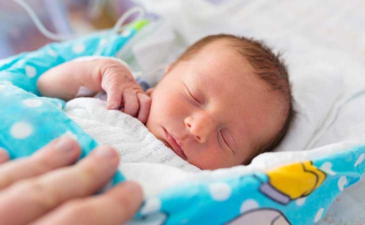 Una niña llena de salud